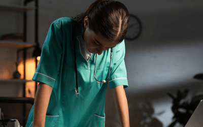 看護師の残業時間の月平均と夜勤の月平均